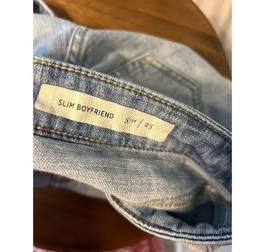 Pilcro & the Letterpress distressed Slim Boyfriend denim jean shorts Size 25