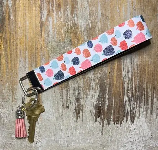 JEWELED ART Handcrafted | Pumpkiny Key Wristlet | Fall Collection🍁