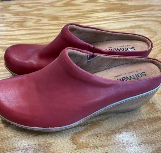 Soft Walk Madison Comfort Shoes Women's 11 M Red Leather Slip On Round Toe S11