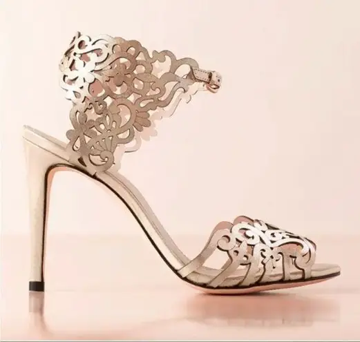 Klub nico moxie champagne laser cut heeled sandals women’s size 8 Gold