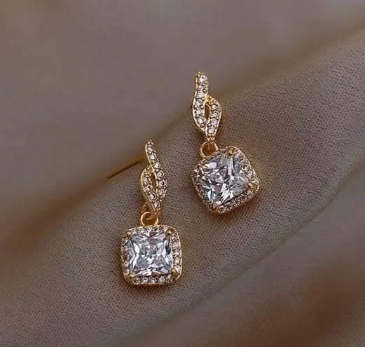 Elegant Luxury CZ Cubic Zirconia Dangle Drop Earrings for Women Gold