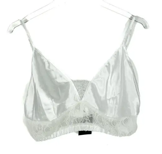 Frederick's of Hollywood NWT Delphine Satin Cropped Cami White Size Medium M T24