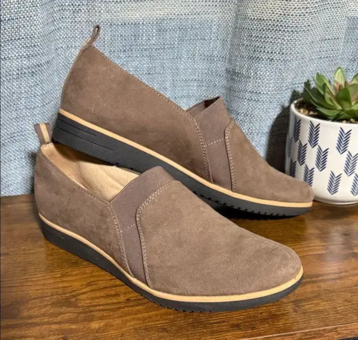 SOUL NATURALIZER Brown Suede Idea Slip On Loafer Shoe Casual Comfy Walking Sz 11