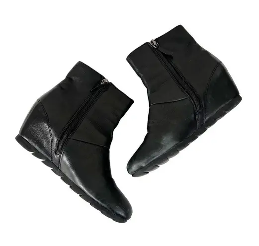 Gentle Souls Black Leather Barn Voyage Wedge Boots Sz 6