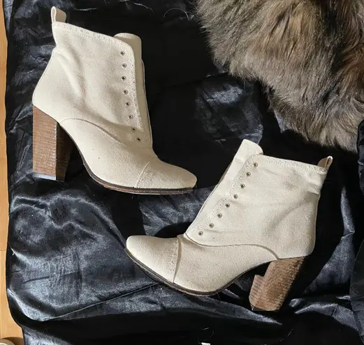 ALLSAINTS Spitalfield Cream Slide Boots