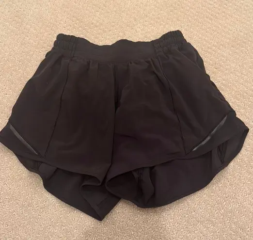 Lululemon Hotty Hot Shorts 4” TALL