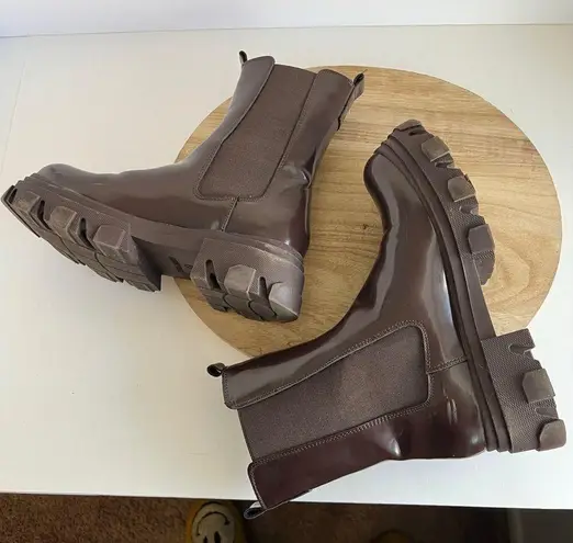Dream Paris Dream Pairs Chocolate Brown Shiny Water Resistant Chunky Pull on Boots 8.5