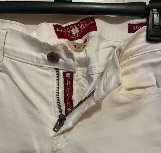Lucky Brand white cropped jeans, size 4 but fits like a 2. So cute.