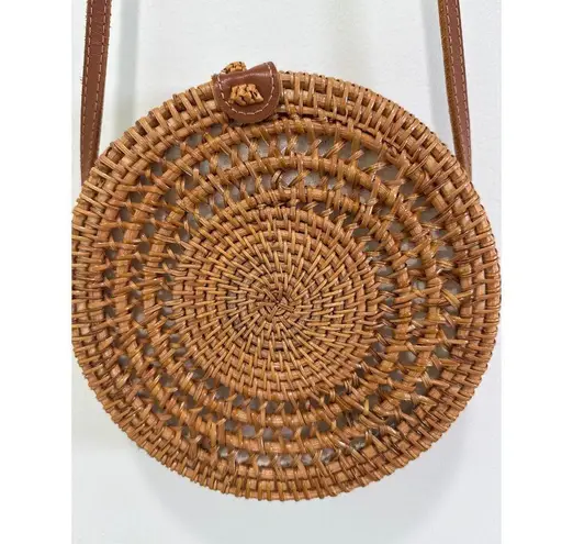 Handcrafted in Vietnam Boho Rattan Wicker and Leather 8" Crossbody Round Bag NWT Brown