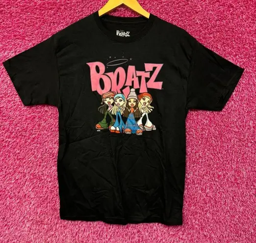 Bratz Cloe Sasha Jade Yasmin The Clique Cartoon Series Tee M