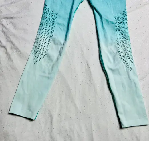 Ombré Scrunch Butt Leggings Blue