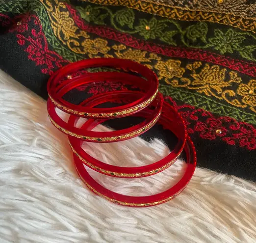 Red Bracelets / Bangles Set