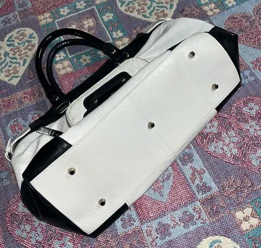 Paolo Masi Purse White Black Medium Sized