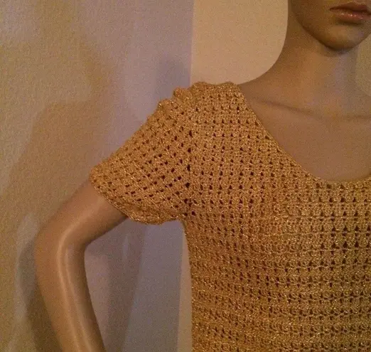 HAND CROCHETED Women's Gold Lurex Top Size Small