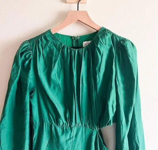 Petal and Pup Dime Puff Sleeve Cutout Dress Size M