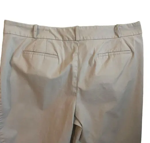 Talbots  Women Chino Shorts 16 Beige Long Bermuda Casual Classic Comfort Coastal