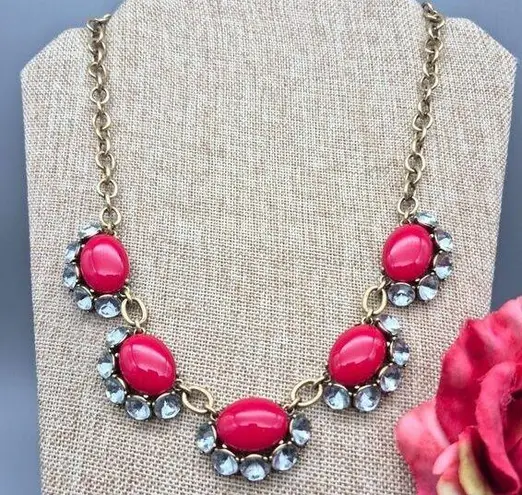 Stella & Dot Mae Gold Tone & Red Collar Statement Necklace 23" Retired