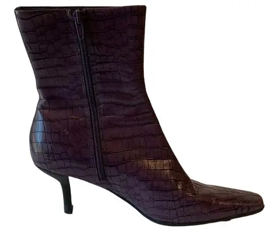 Nine West  Vintage Y2K Maximalist Purple Croc Embossed Square Toe Booties SZ 8.