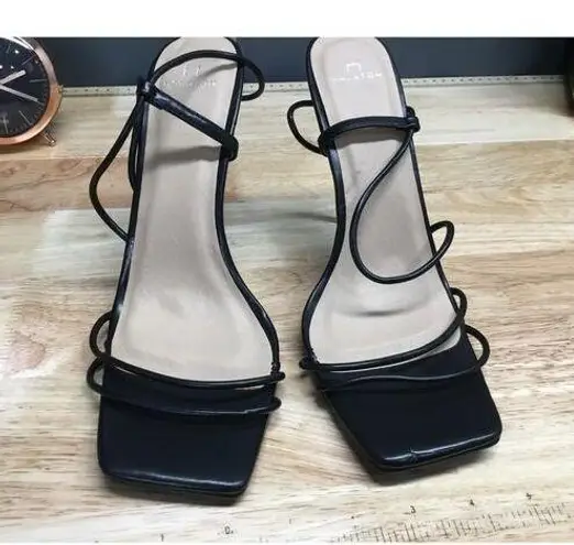 H by HALSTON Wizards Vegan Women 8.5 Black Leather Strappy Stiletto Heel Sandals