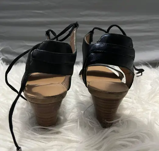 Franco Sarto Wedge Sandals - Image 3