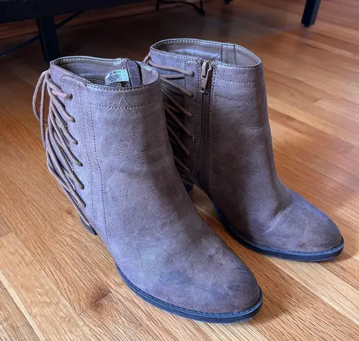 American Eagle Rope Detailed Brown Heeled Booties