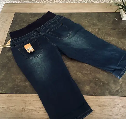 Hybrid Super Comfy Stretch Women's Skinny Maternity Capri