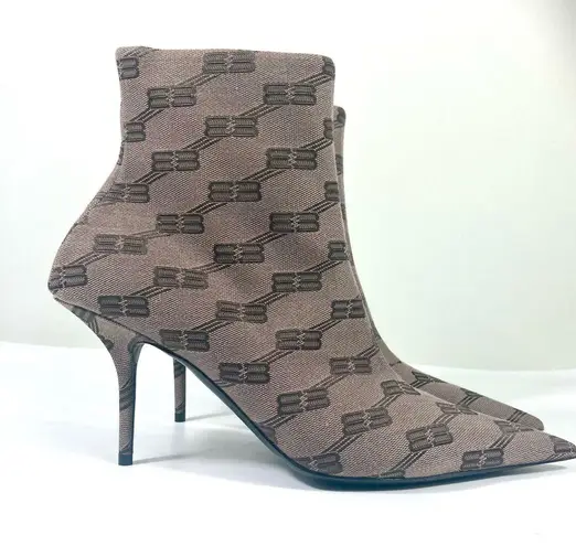 Balenciaga So Knife Logo Jacquard Pointed Toe Bootie 39 EU NEW BB Monogram