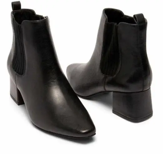 Nic+Zoe Sammy Bootie Size 10