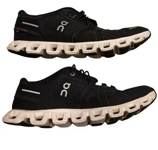 On Running Cloud 5 Running Shoes in Black / White (59.98904) Size 9