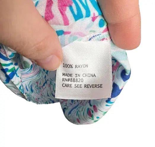 Anne Carson NWT 100% Rayon Colorful Floral Sleeveless Blouse