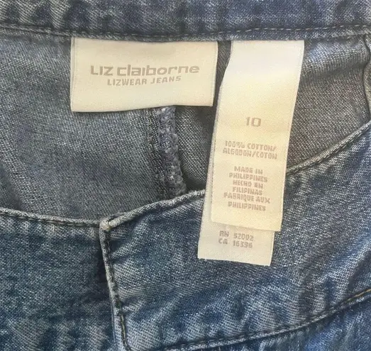 Liz Claiborne  Lizwear Jeans Size 10 Blue Straight Rhinestone Embellished