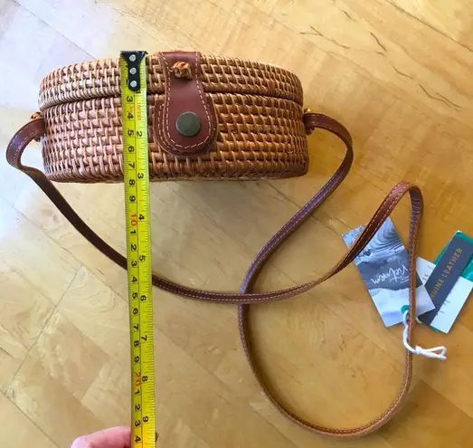 Two Tone Round Rattan Straw Wicker Shoulder Purse Bag, Tan, Khaki Tan