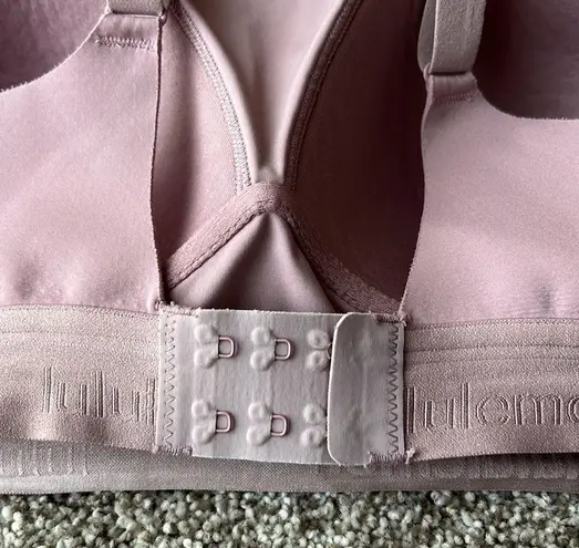 Lululemon  Fine Form Bra ••• Rose Blush