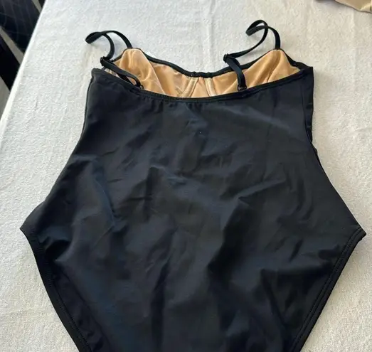NU HARMONY ONE PIECE, X