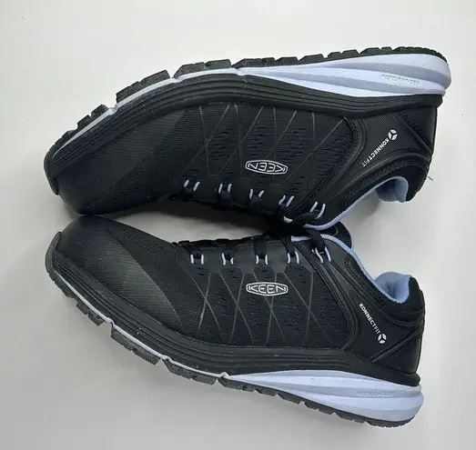 Keen Vista energy black hydrangea utility shoes 9 (Carbon-Fiber Toe)