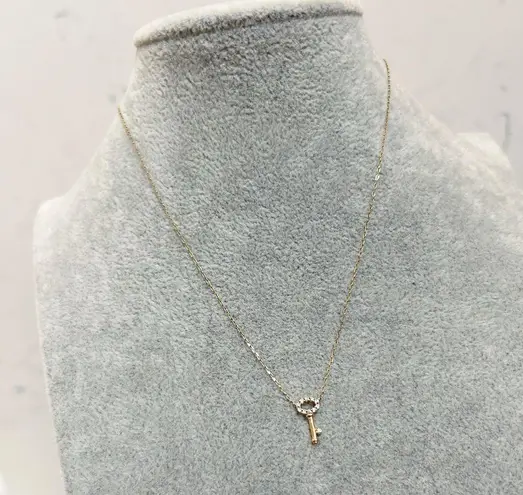 10k Rose Gold Natural Mined Earth Diamond Mini Key Dainty Necklace Gray