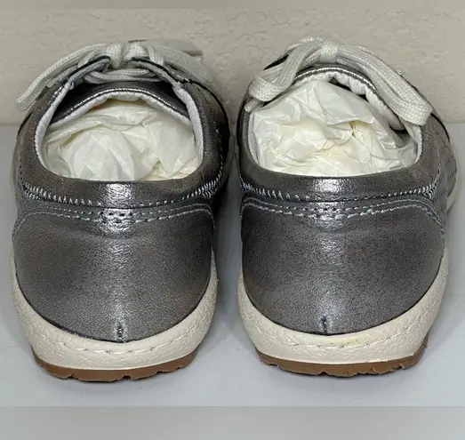 JOSEF SEIBEL "Caspian"Silver Metallic Sneaker, NEW! US 5