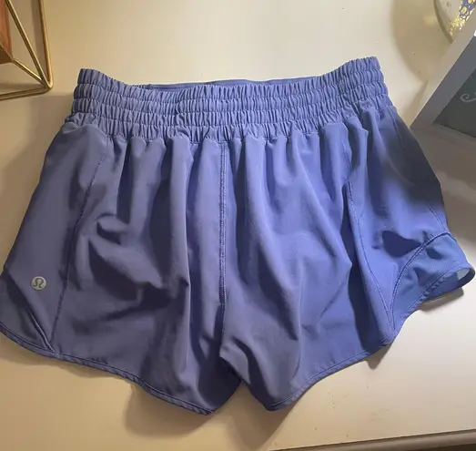 Lululemon Hotty Hot Short 2.5”