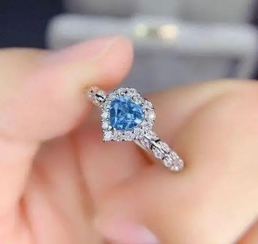 18K White Gold Plated Adjustable Blue Crystal Sapphire Love Heart Ring for Women