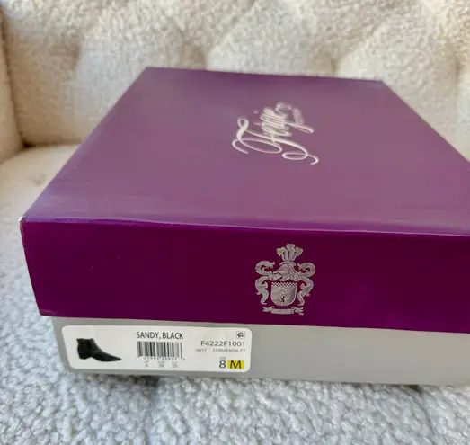 Fergalicious Fergie Black Velvet Pointed Toe Pull On Ankle Booties Size 8