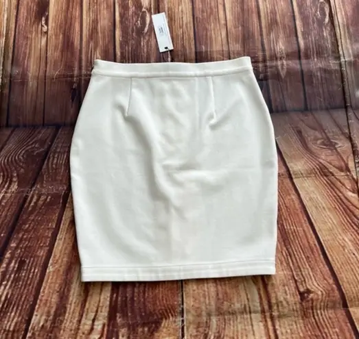 Cupcakes and Cashmere Women's Lace Front Mini Skirt Ivory Size Small