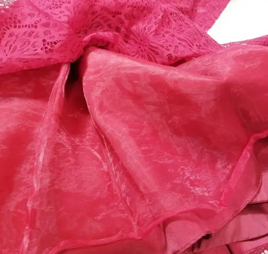 ML Monique Lhuillier Red Lace Fit & Flare Dress Size 6