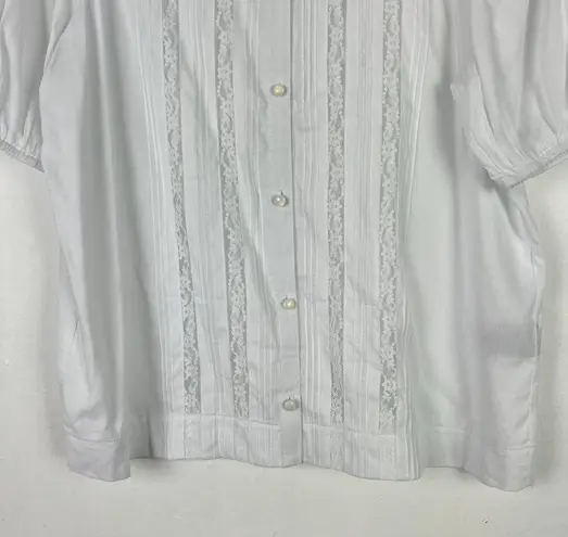 NWT Violets & Roses Puff Sleeve Lace Detail Button Front Shirt Size Medium M NEW White