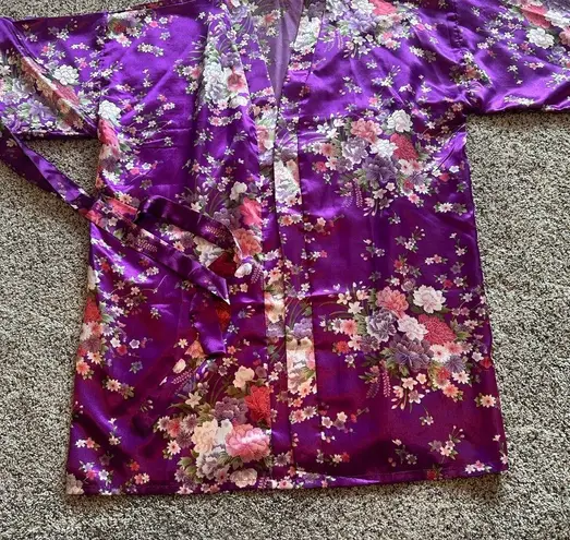 Satin robe Purple