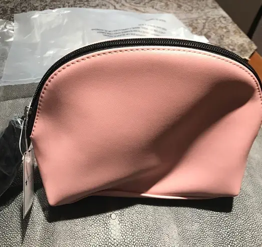 Macy's ⭐️NEW⭐️ Macy’s Blush Pink Cosmetics Pouch