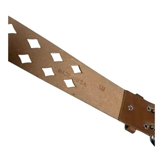 Vintage Brown Leather Belt with Textured Design and Metallic Buckle