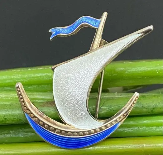 intage Ivar T Holth Norway 925 Sterling Silver Guilloche Enamel Sail Boat Brooch Blue