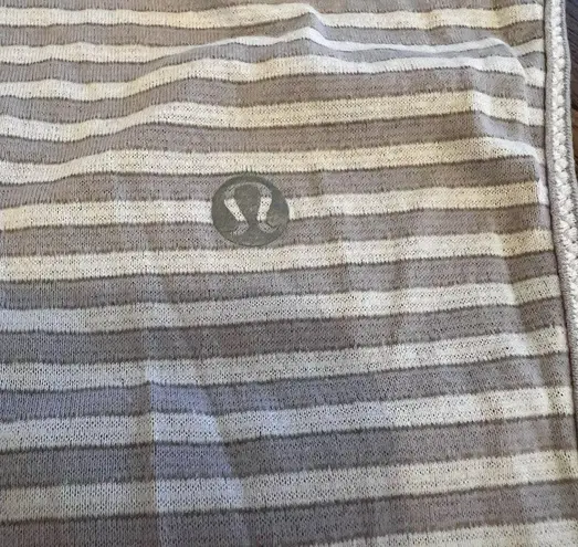 Lululemon  Yogi Racerback IV-Sz 2