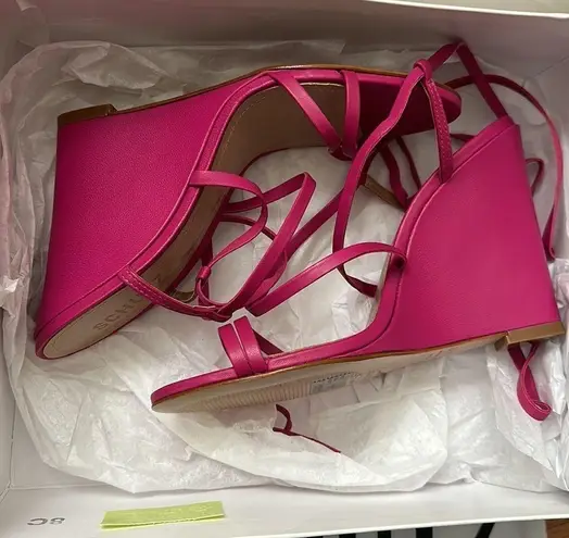 Schutz NEW In Box Deonne Casual Nappa Leather Sandal size 8