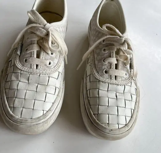 Vans  Platform Checkered White Women Size 7 Mens Size 5.5 Leather Skate Sneakers